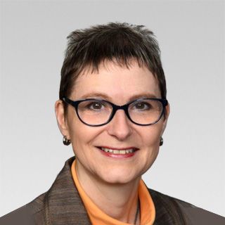 Claudia Stelzer